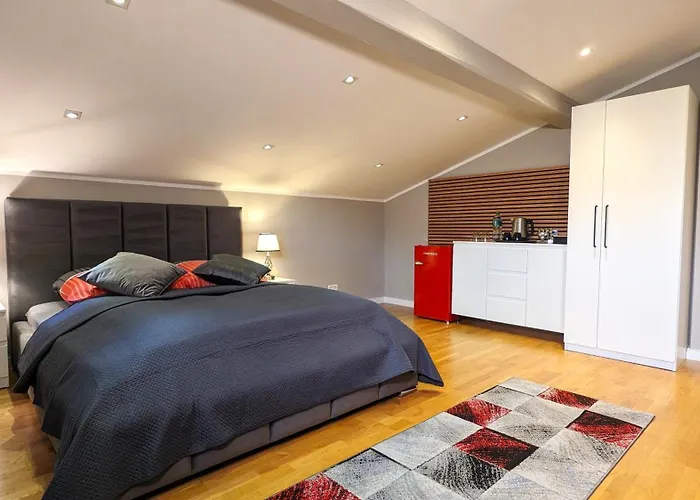 Habitación en casa particular 3 - Zimmervermietung Naehe Flughafen Ber - Gratis Wlan, Parken & Netflix *