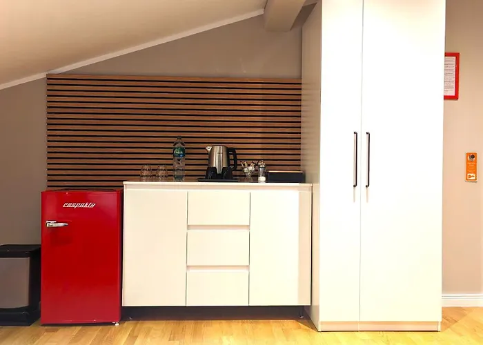 3 - Zimmervermietung Naehe Flughafen Ber - Gratis Wlan, Parken & Netflix Habitación en casa particular