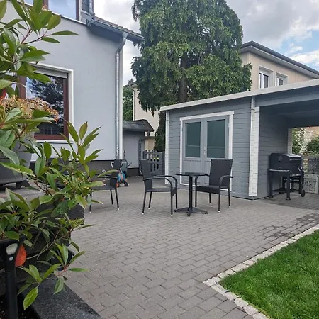 Ubytování v soukromí 3 - Zimmervermietung Naehe Flughafen Ber - Gratis Wlan, Parken & Netflix *