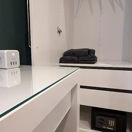 Ubytování v soukromí 3 - Zimmervermietung Naehe Flughafen Ber - Gratis Wlan, Parken & Netflix