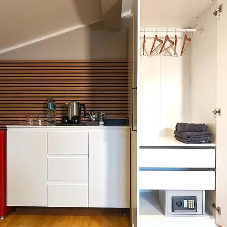 3 Rooms - Zimmervermietung Naehe Flughafen Ber - Gratis Wlan, Parken & Netflix