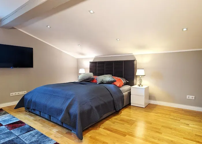 3 - Zimmervermietung Naehe Flughafen Ber - Gratis Wlan, Parken & Netflix Habitación en casa particular Berlín